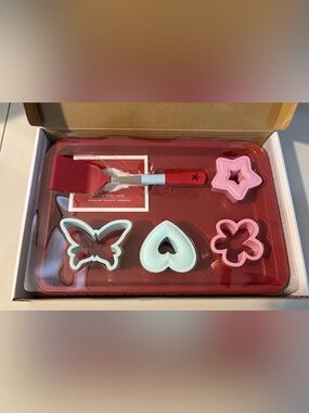 American Girl Williams Sonoma Cookie Baking Set - NEW